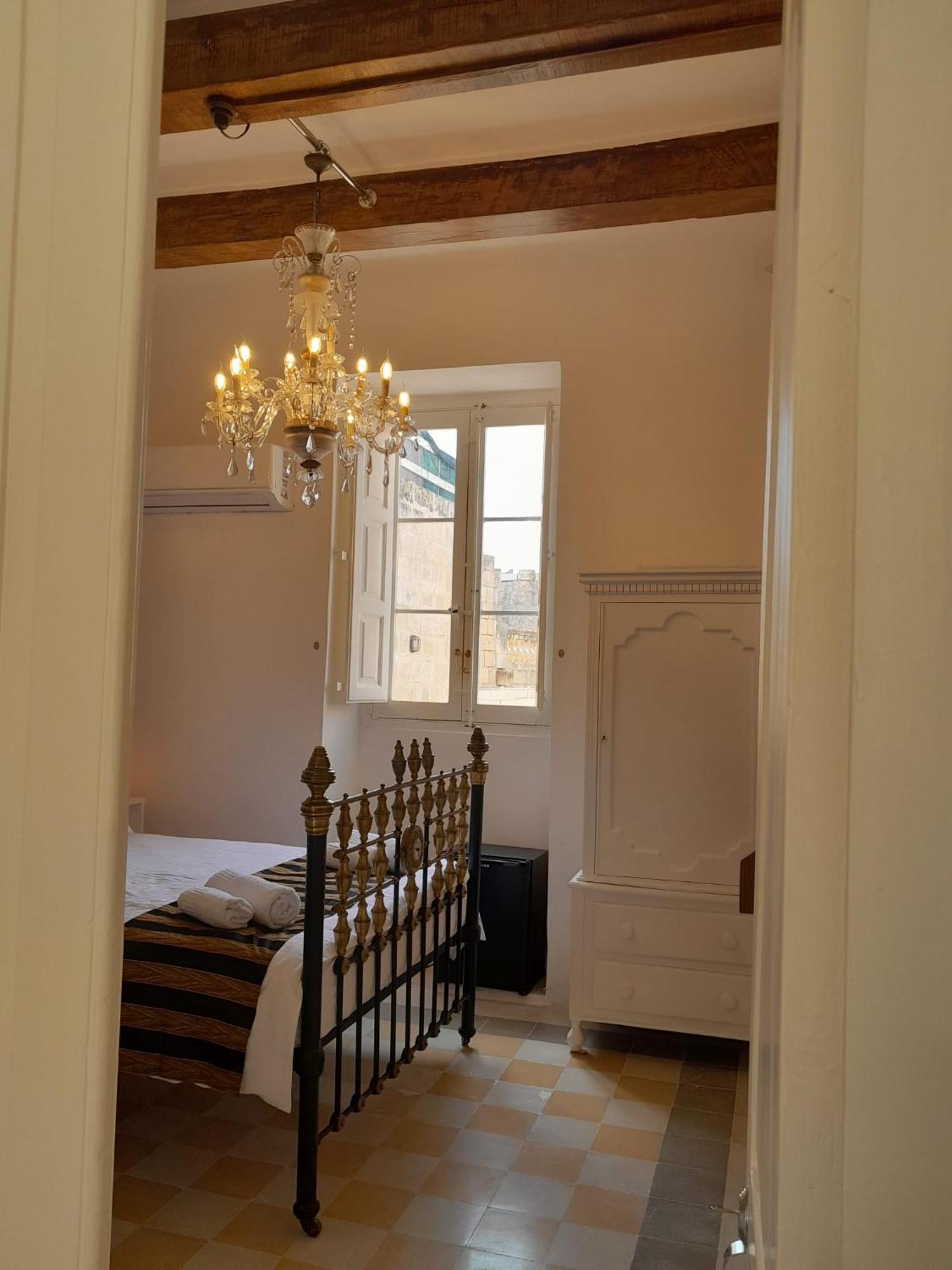Charming Town House In Cospicua, Valperga Rooms Dış mekan fotoğraf